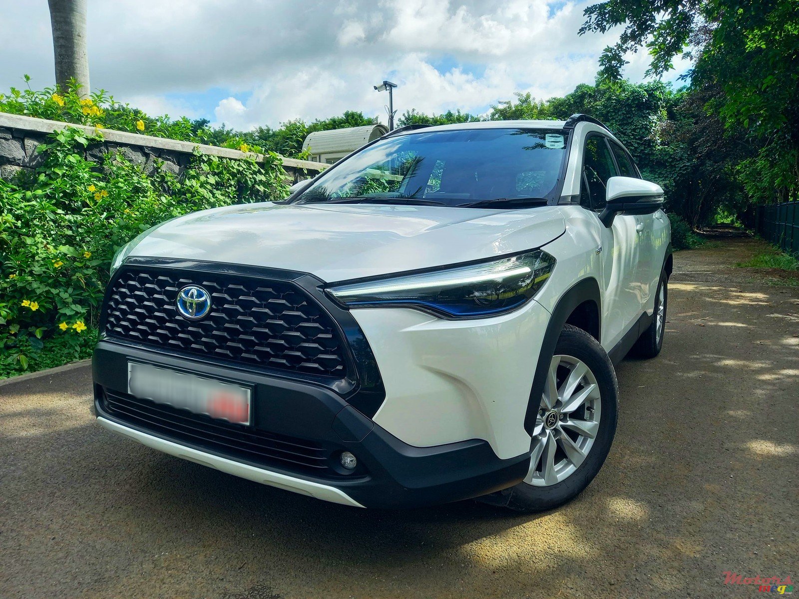 2024' Toyota Corolla Cross 1.8 photo #1