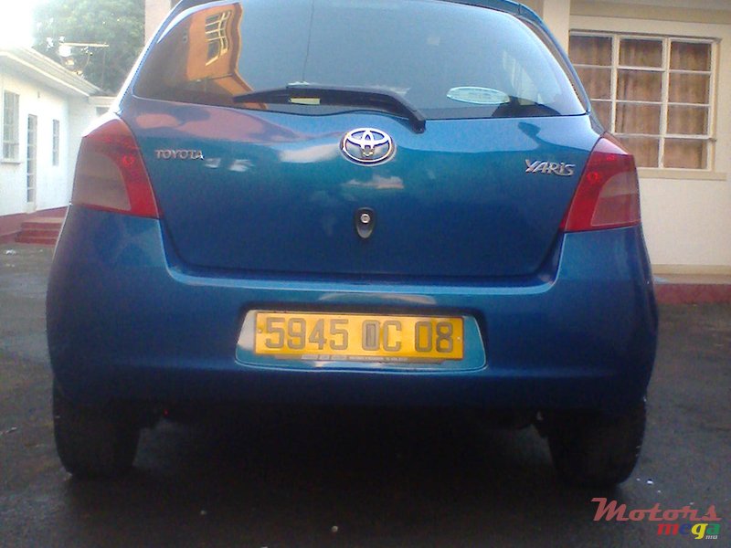 2008' Toyota Yaris VVTI photo #3