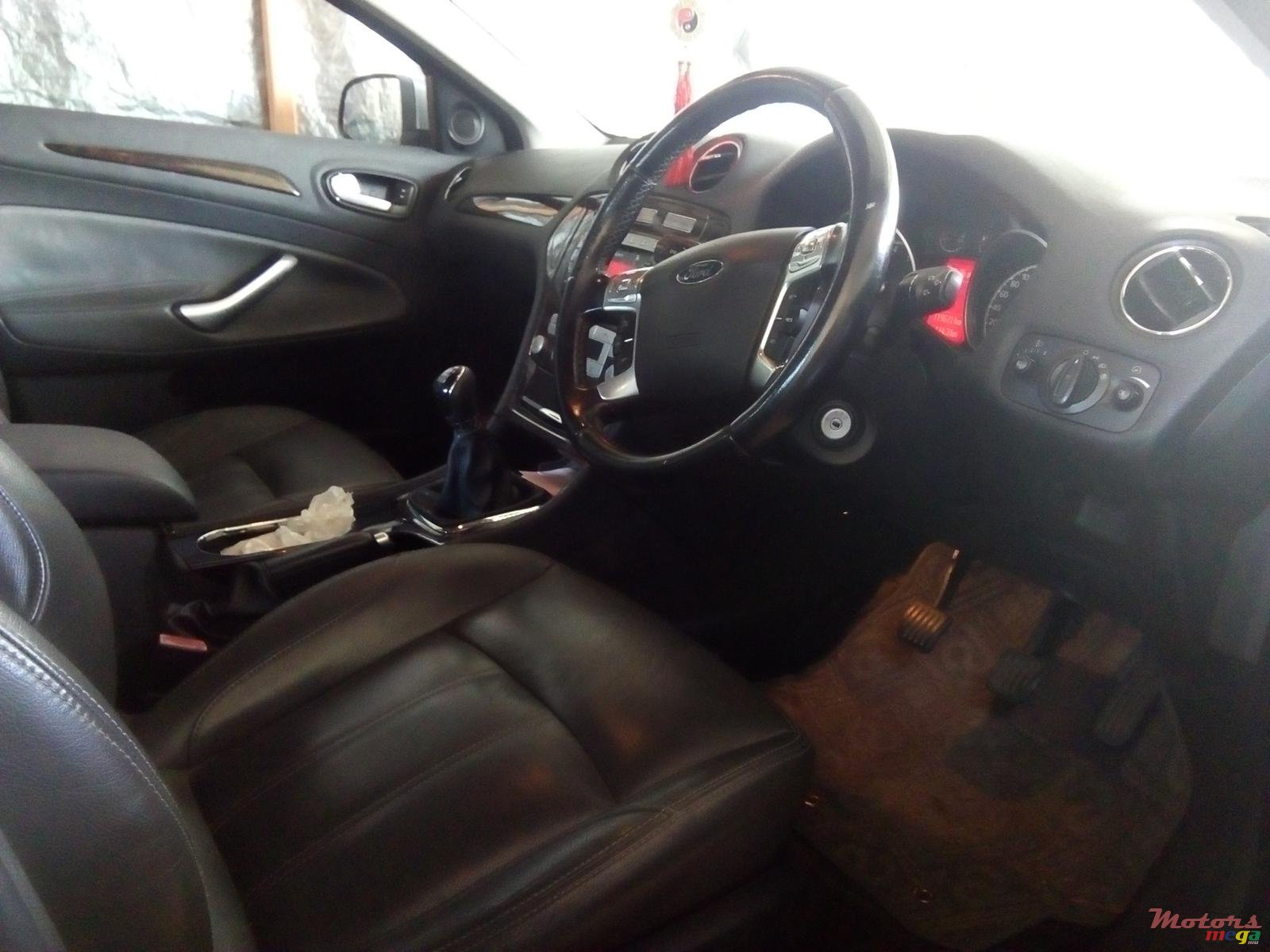 2010' Ford Mondeo photo #4