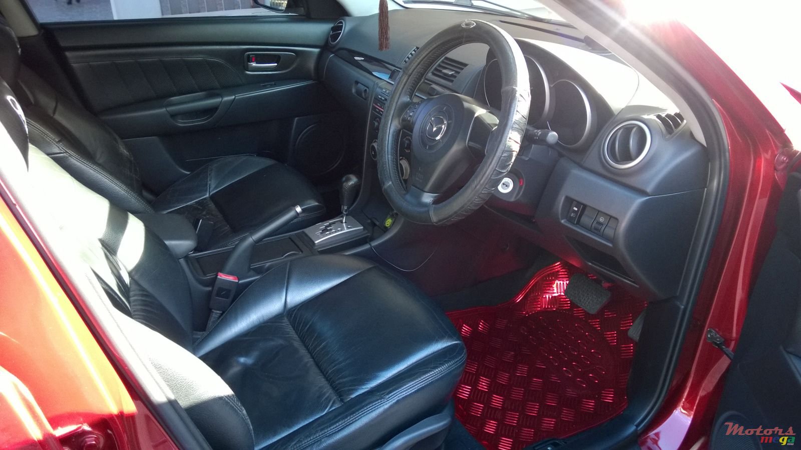 2004' Mazda photo #2