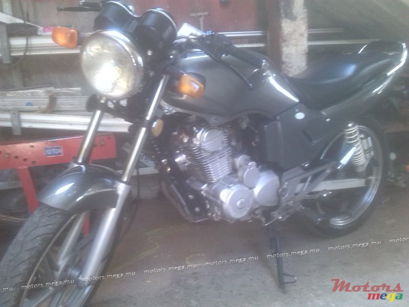 2003' Suzuki Jinchen 125 photo #2