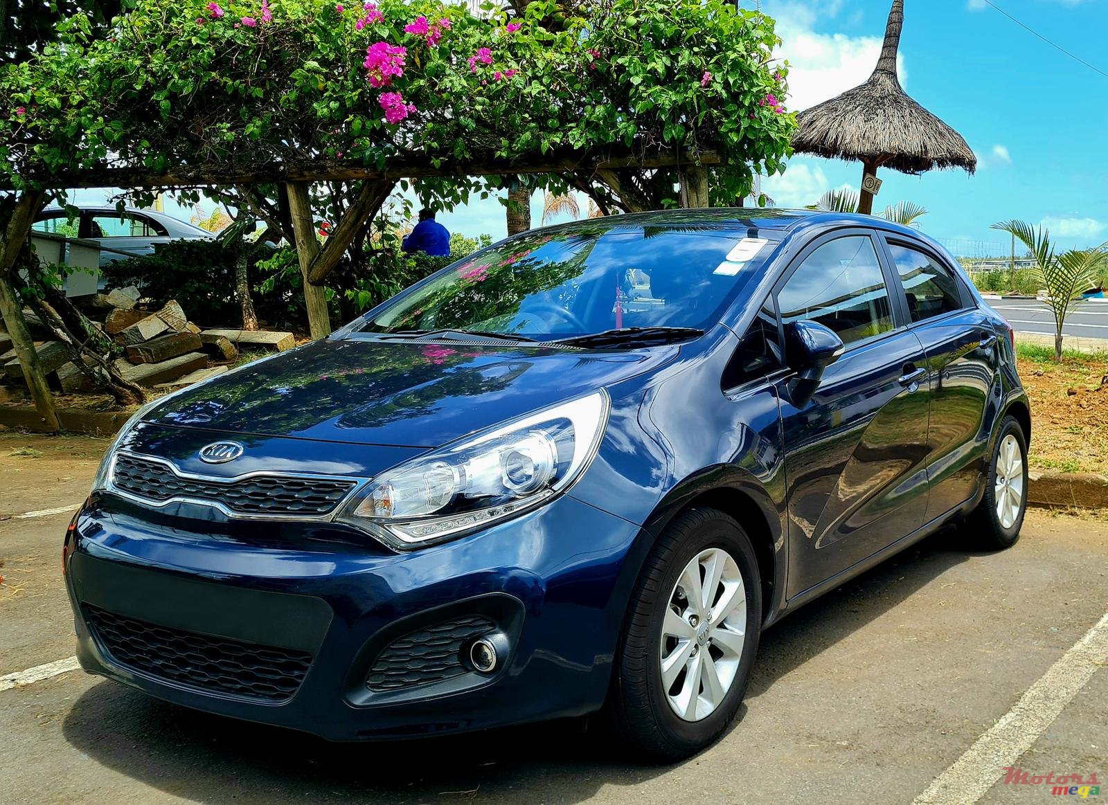 2012' Kia Rio photo #2