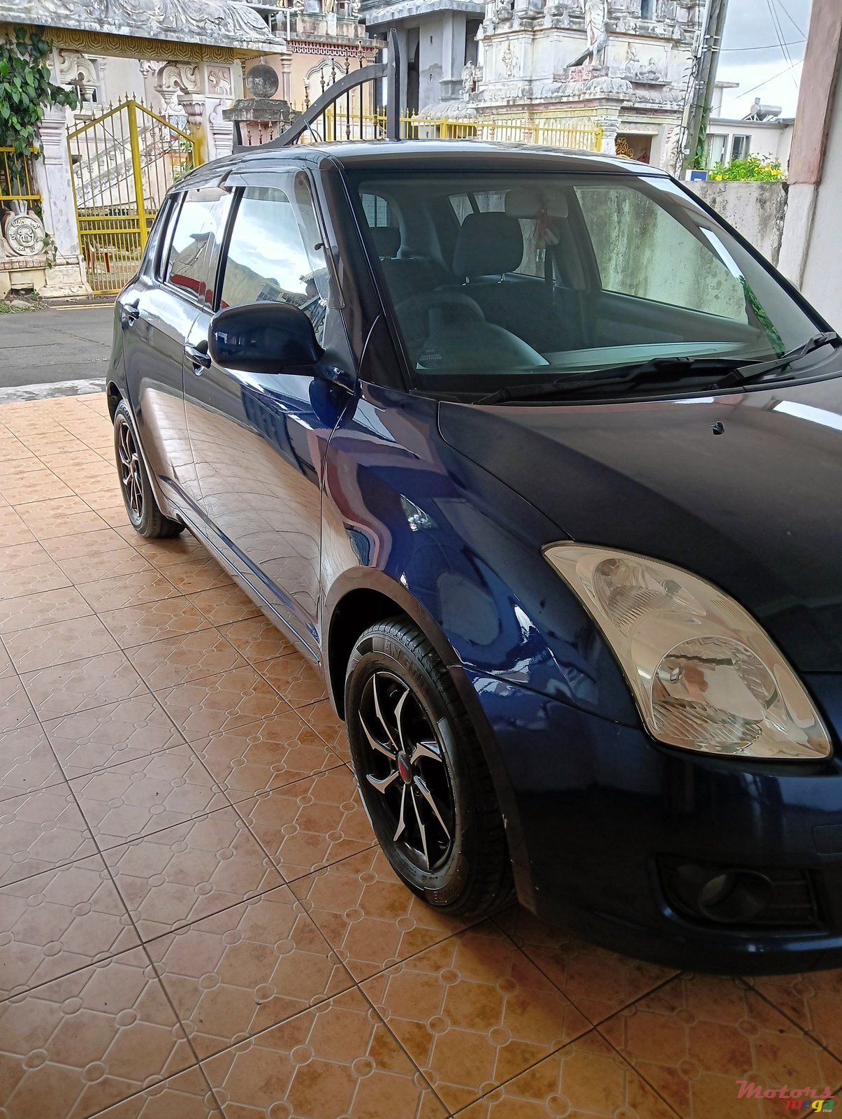 2008' Suzuki Swift photo #3