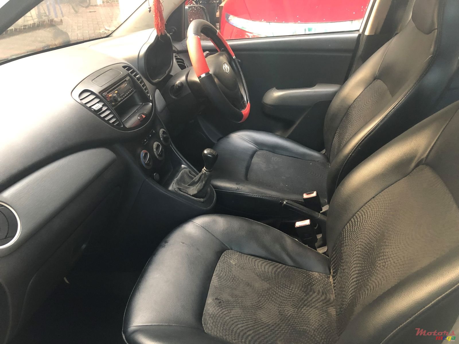 2011' Hyundai i10 photo #4