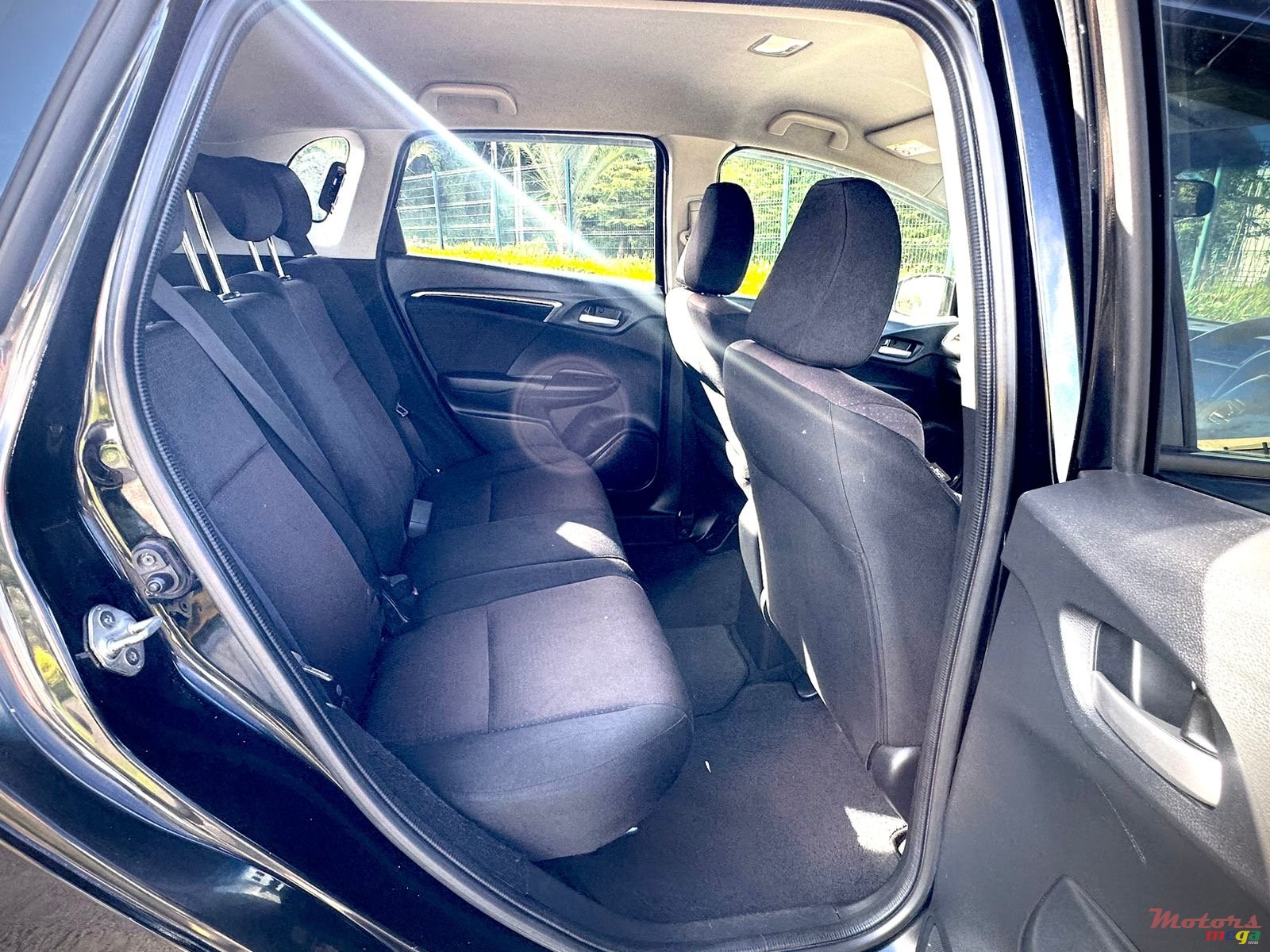 2015' Honda Fit hybrid photo #6