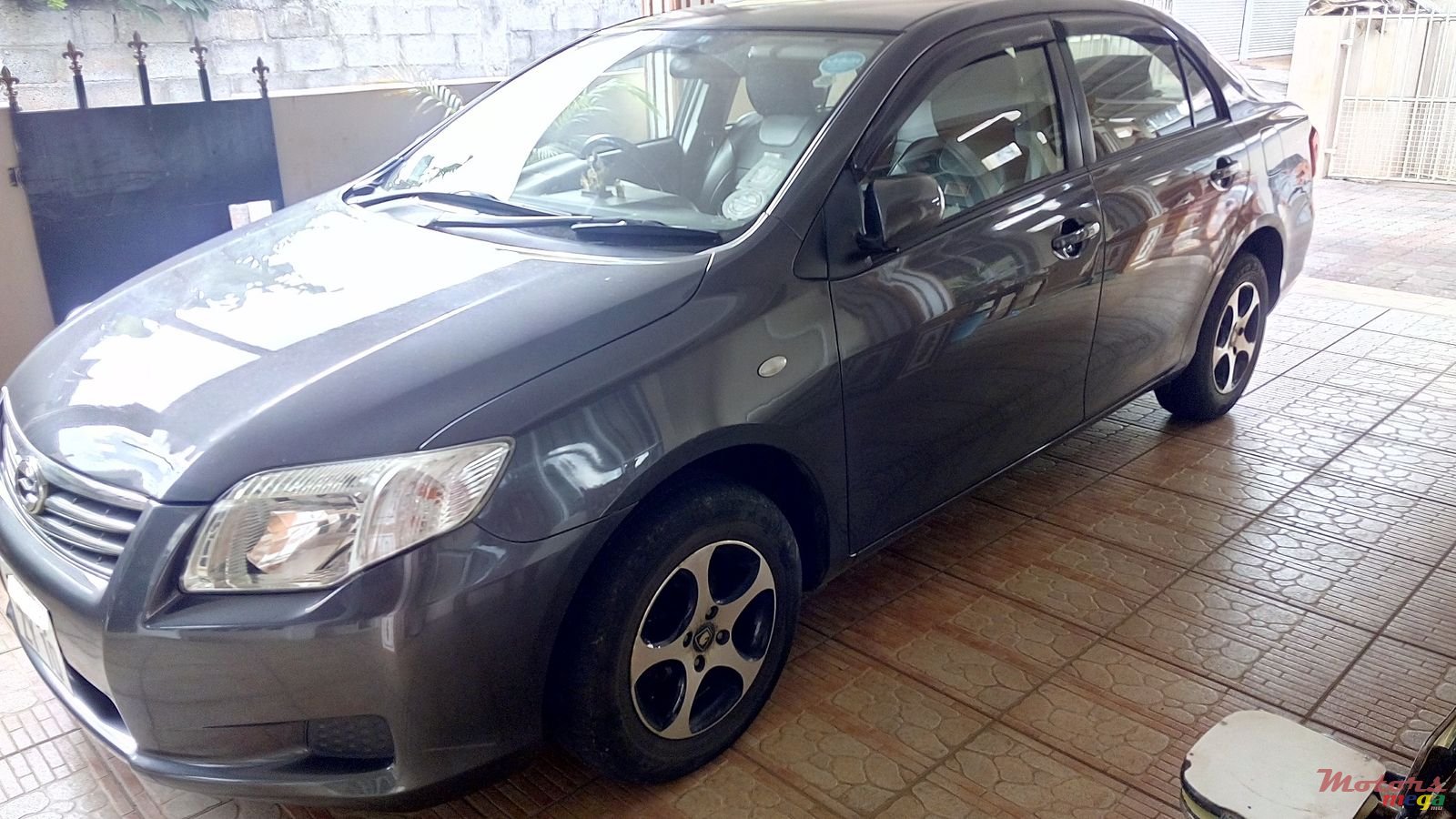 2010' Toyota Axio photo #1