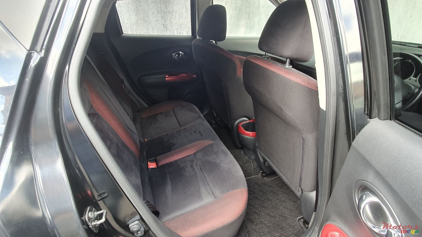 2011' Nissan JUKE 1.5 photo #6