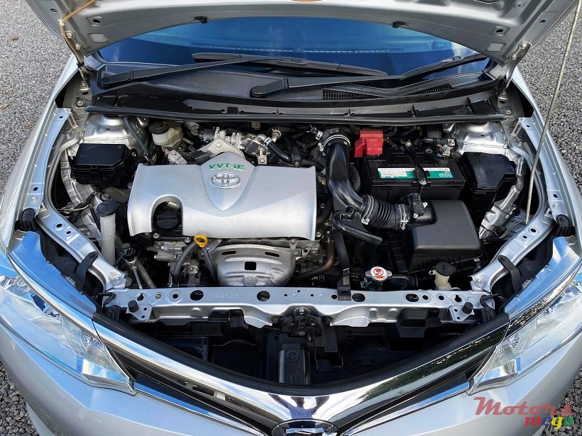 2017' Toyota Axio Fielder Facelift 1.5L photo #6