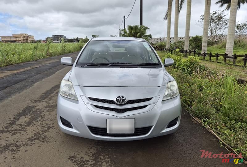 2008' Toyota Belta photo #2