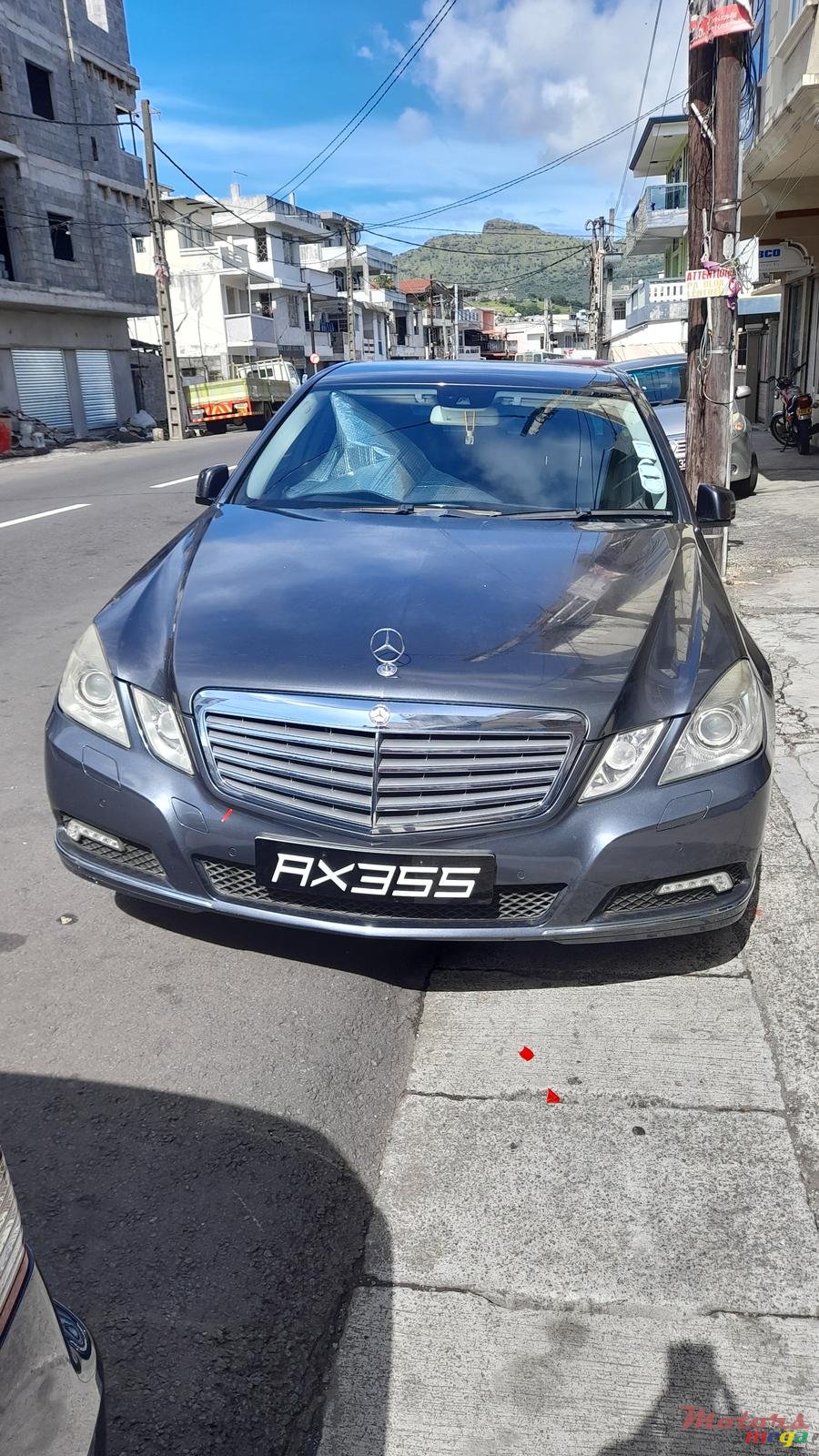 2009' Mercedes-Benz E-Class e250 cgi photo #4