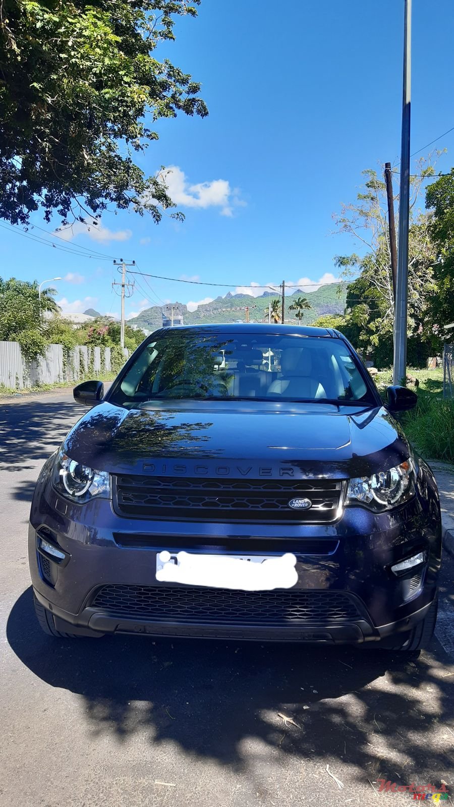 2016' Land Rover Discovery photo #1