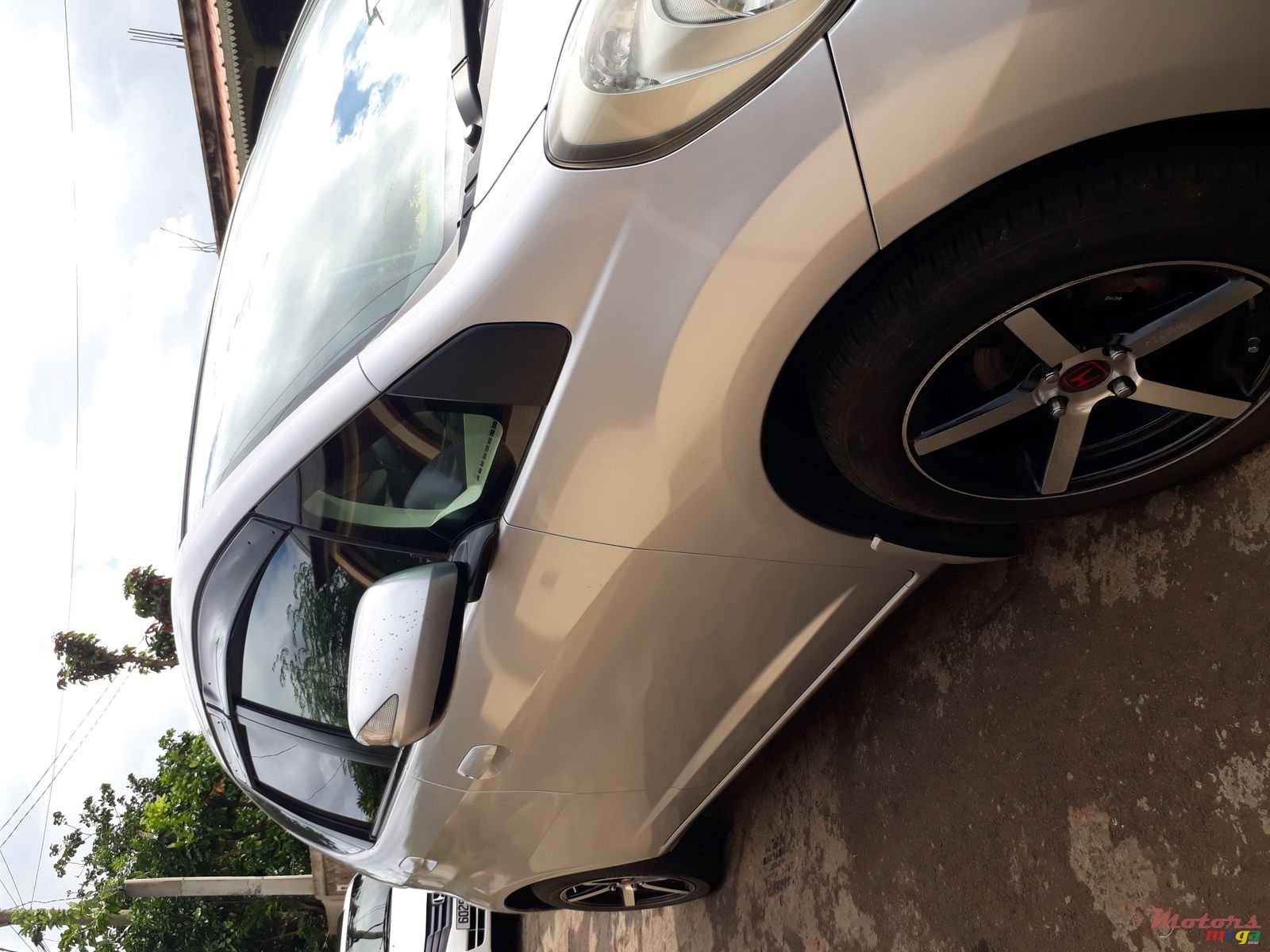 2011' Honda Fit Alloy wheel photo #5