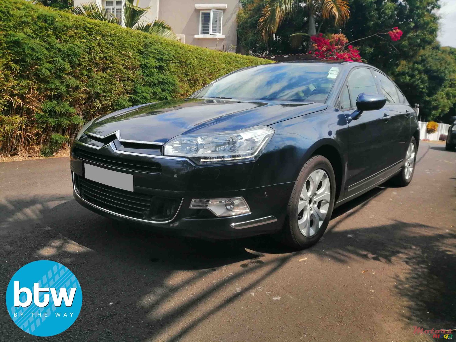 2012' Citroen C5 Automatic photo #2