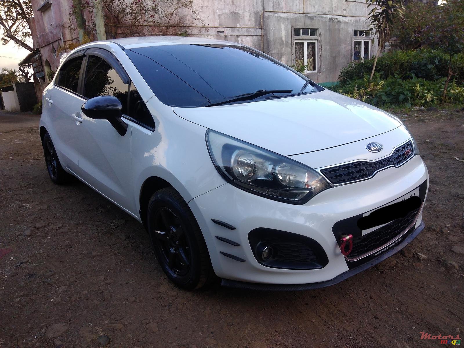 2014' Kia Rio photo #2