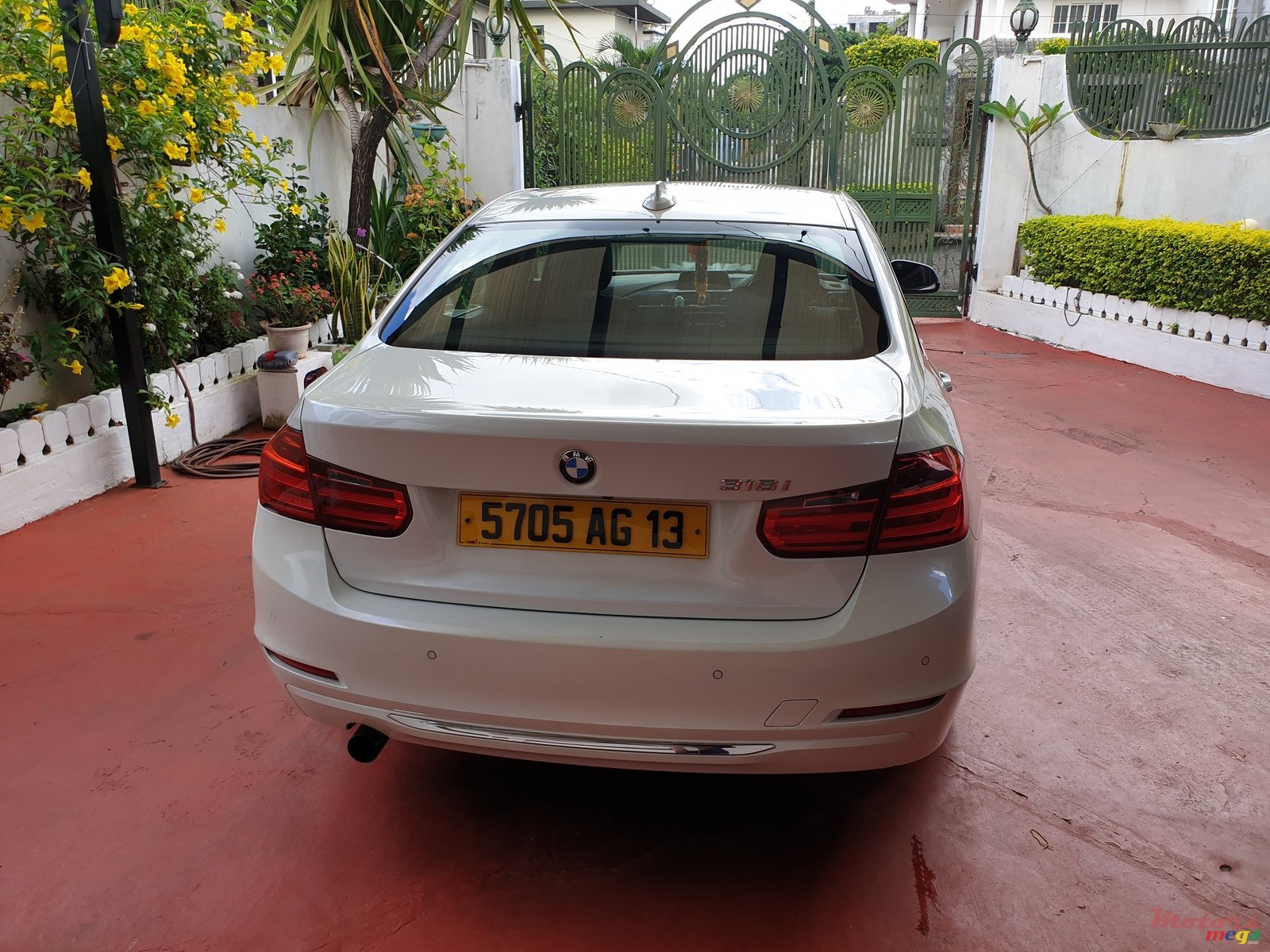 2013' BMW 316 Luxury photo #4