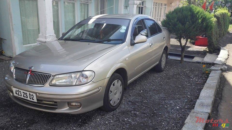 2002' Nissan Sunny photo #4