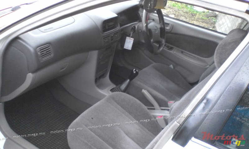 1998' Toyota photo #5