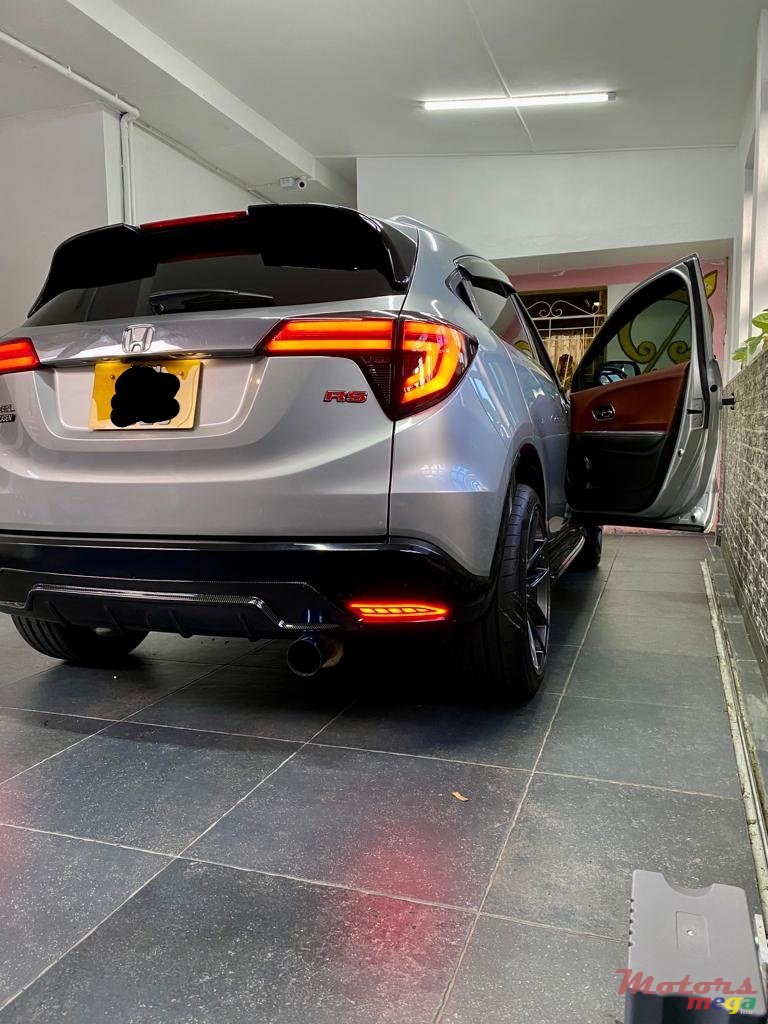 2014' Honda Vezel photo #3