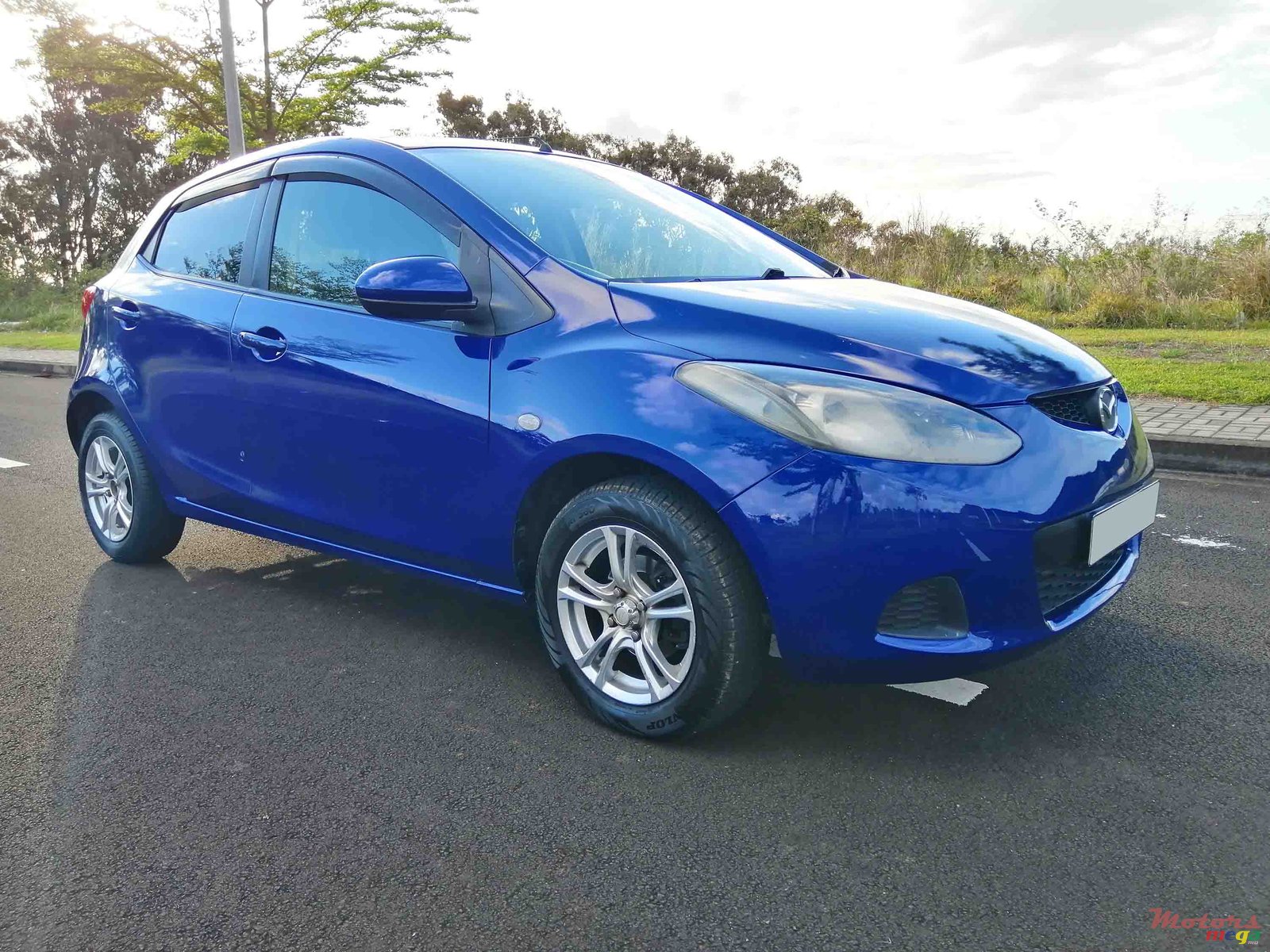 2008' Mazda Demio photo #1