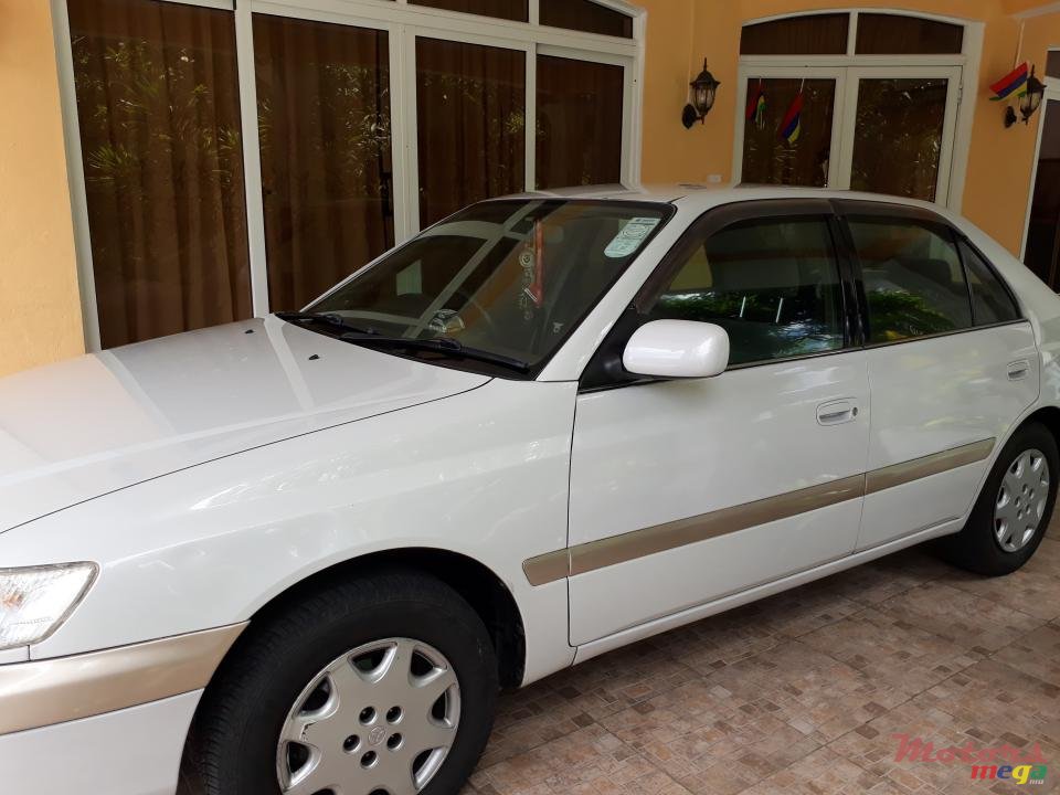 2000' Toyota Corona Premio photo #3