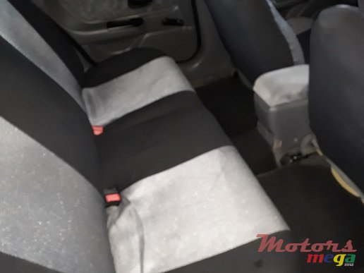 1998' Renault Laguna photo #6