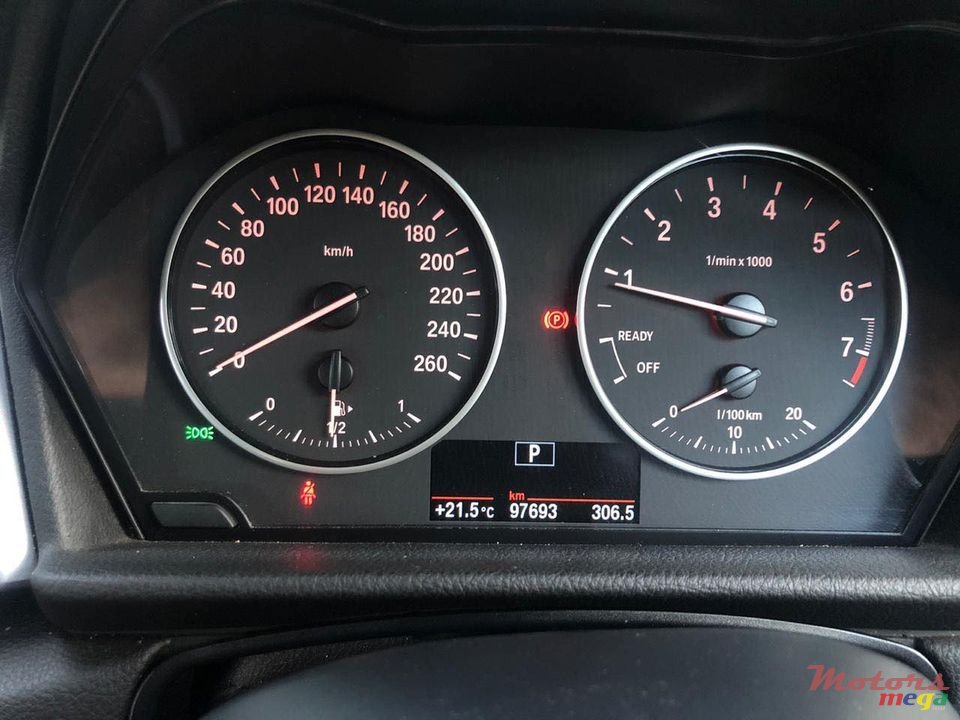 2015' BMW 2 Series photo #6