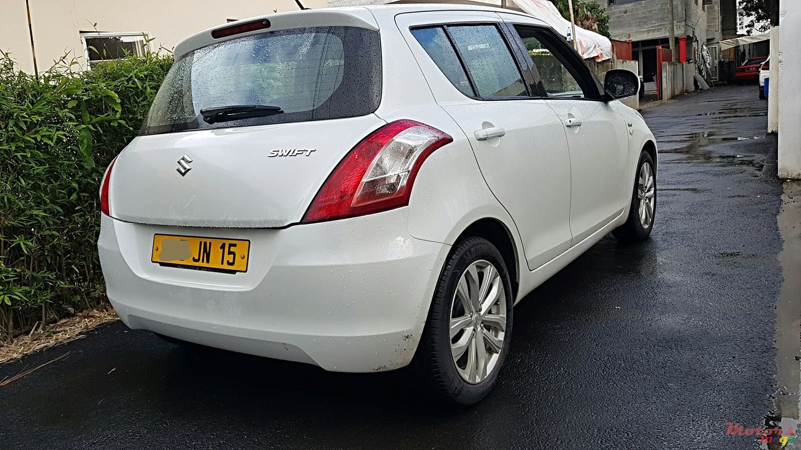 2015' Suzuki Swift Japan photo #6