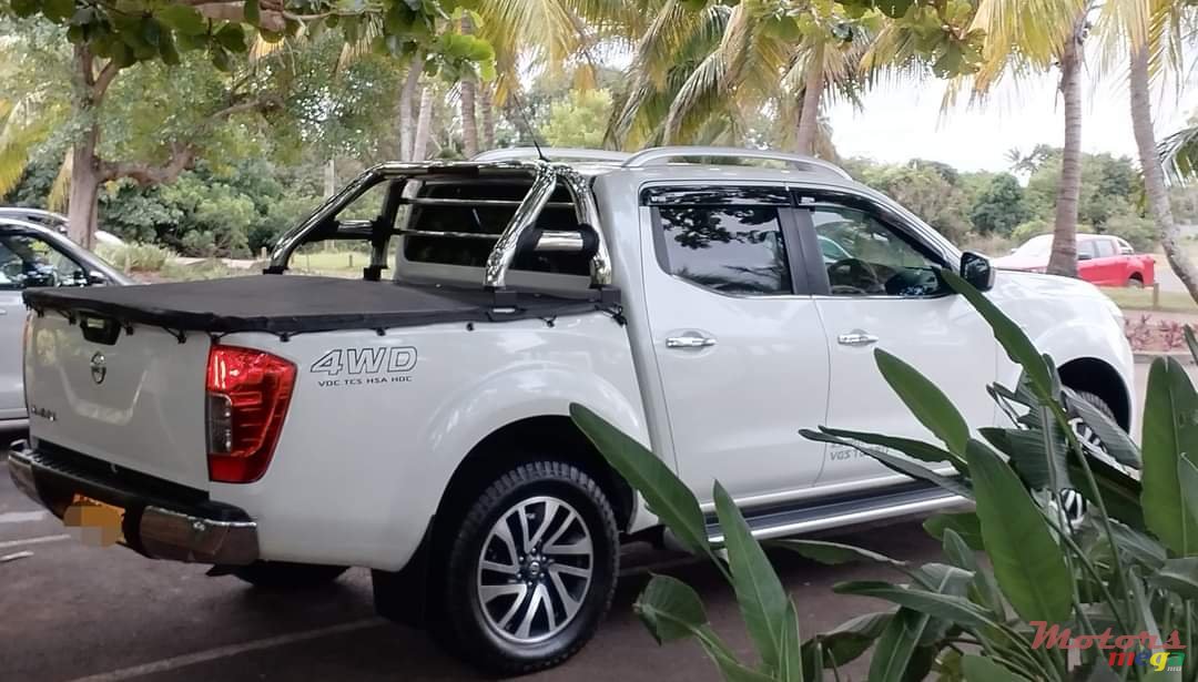 2020' Nissan Navara photo #4