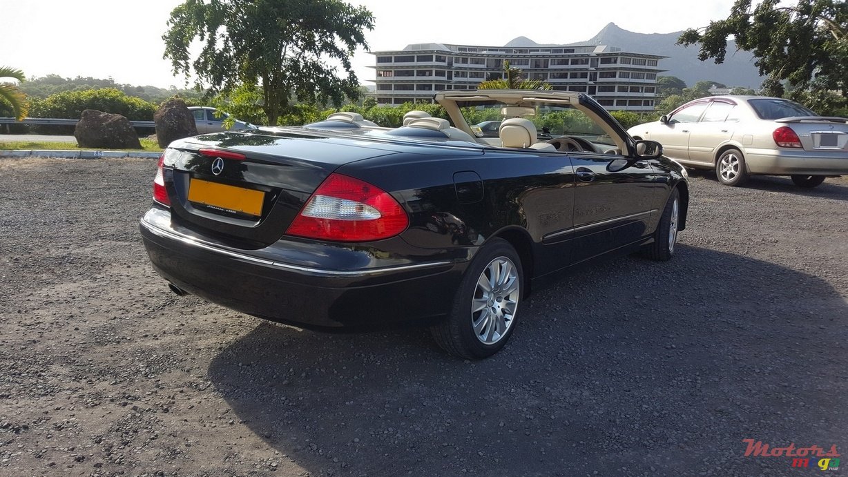 2007' Mercedes-Benz CLK 200 Original photo #3