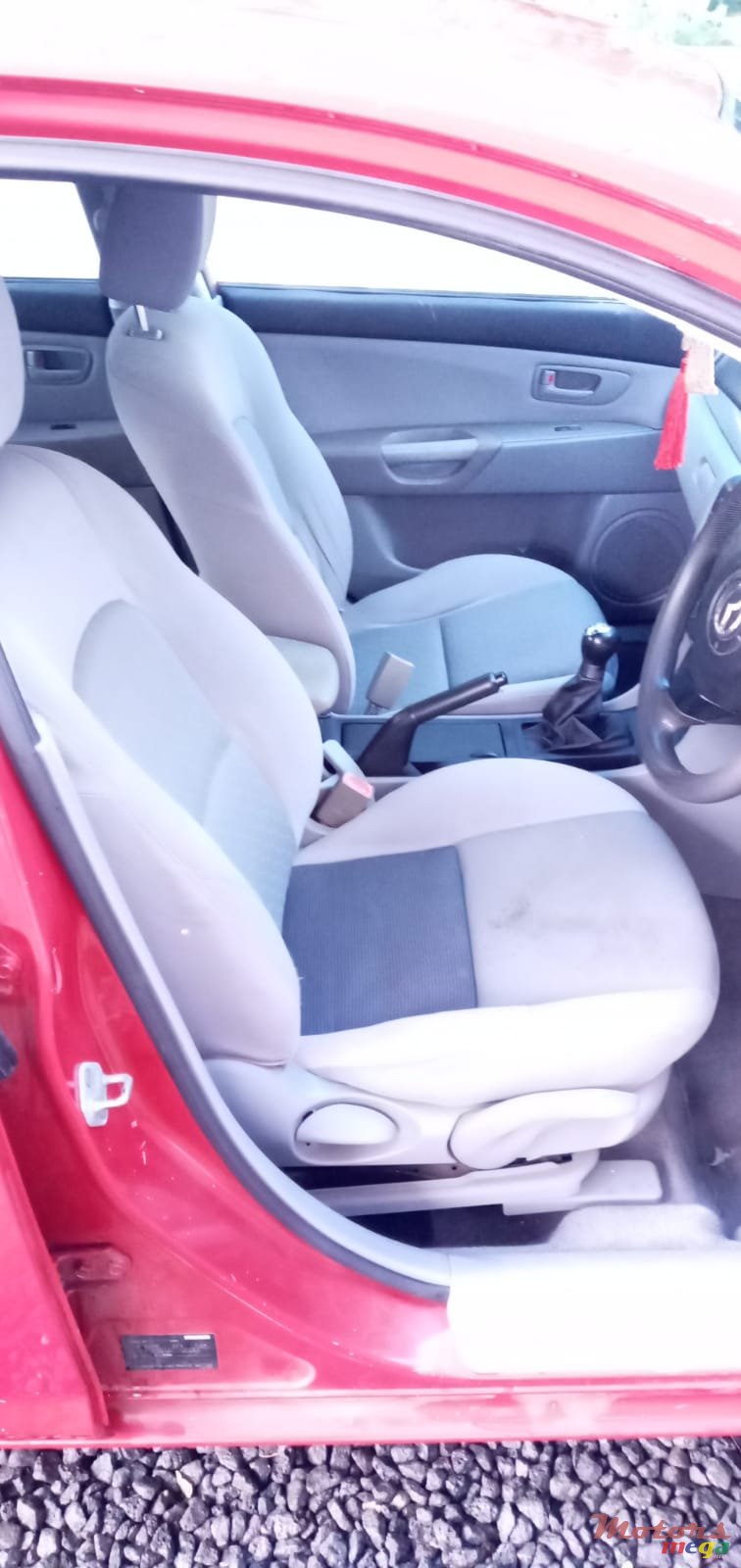 2004' Mazda Axela None photo #2