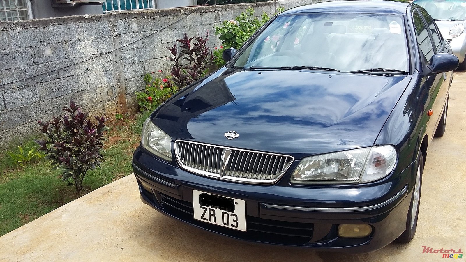 2003' Nissan N16 photo #2