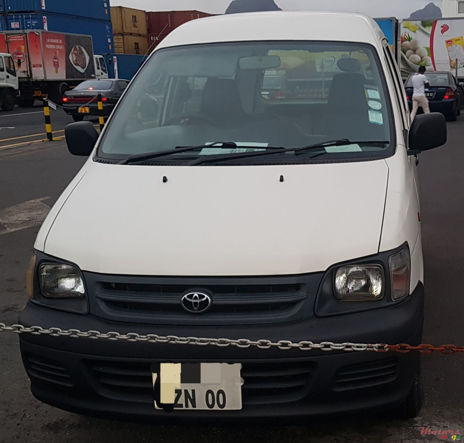 2000' Toyota Town Ace photo #4