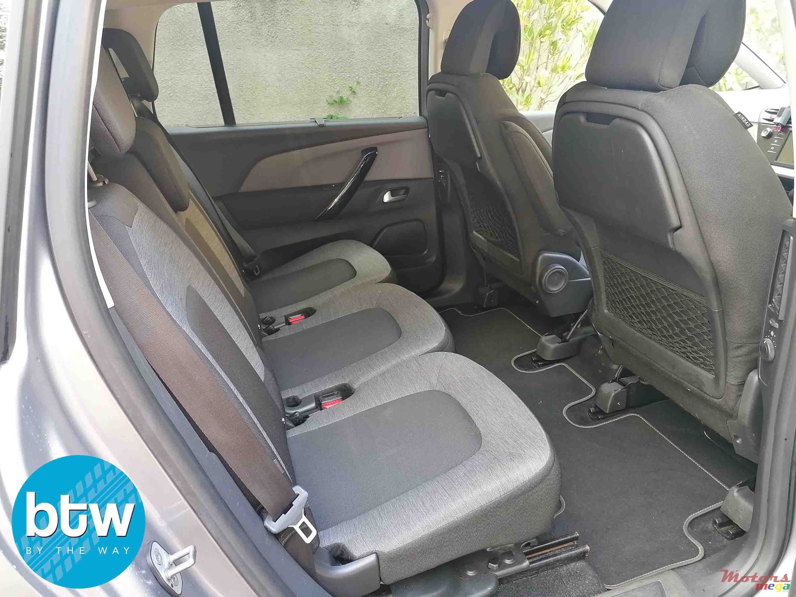 2017' Citroen C4 Picasso photo #4