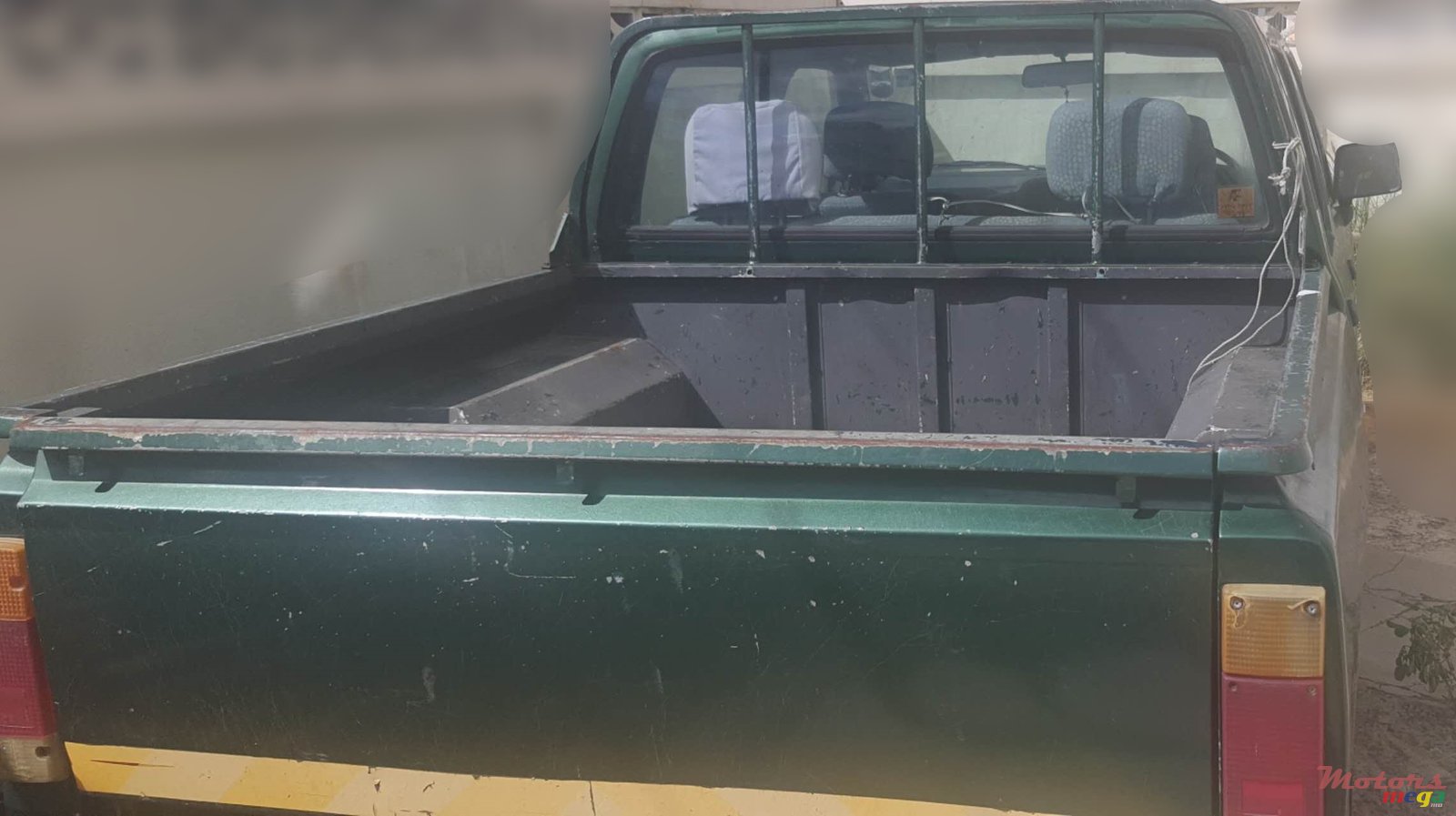 1998' Nissan photo #4