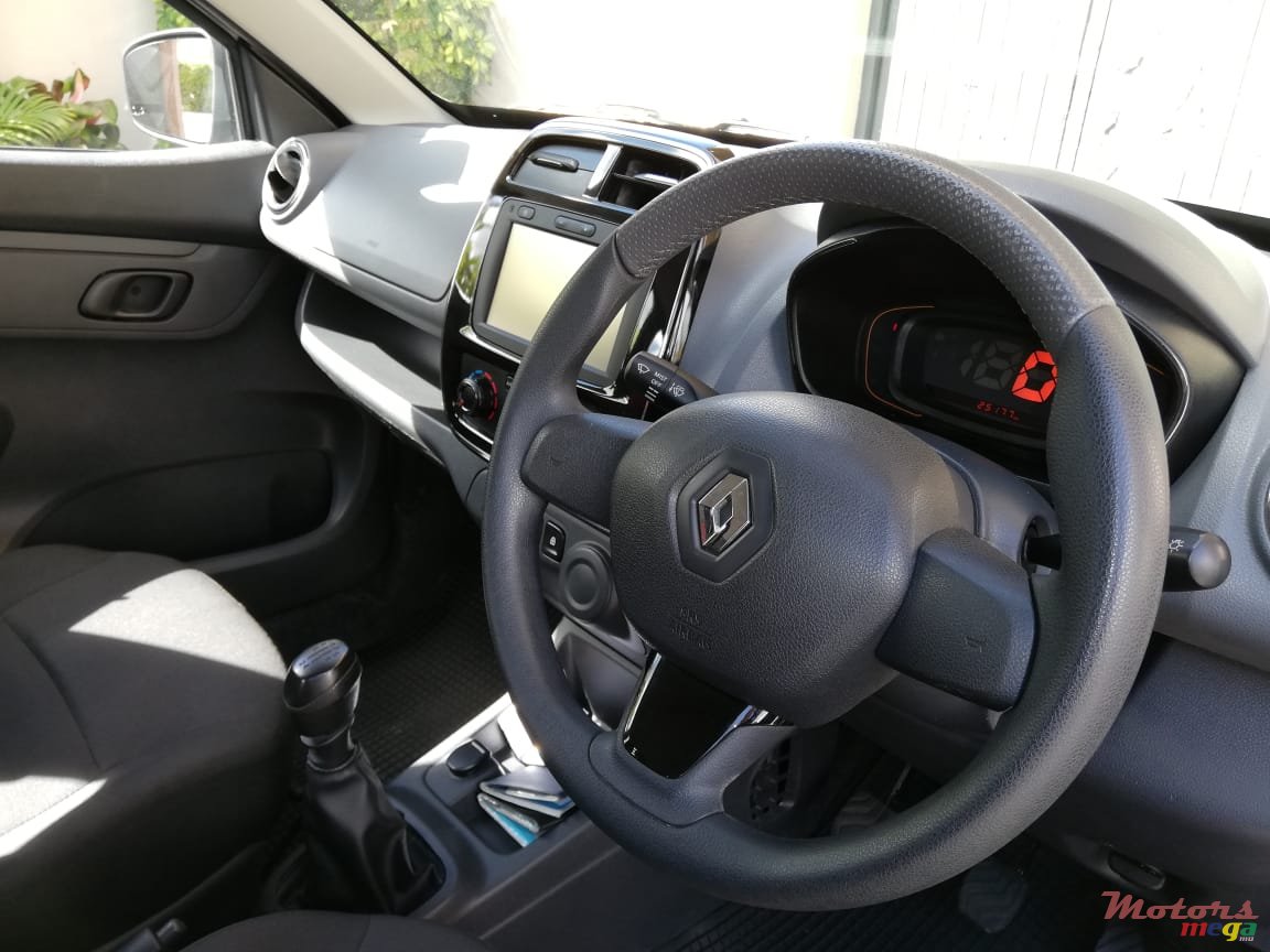 2018' Renault KWID RXT 0.8 MANUAL photo #3