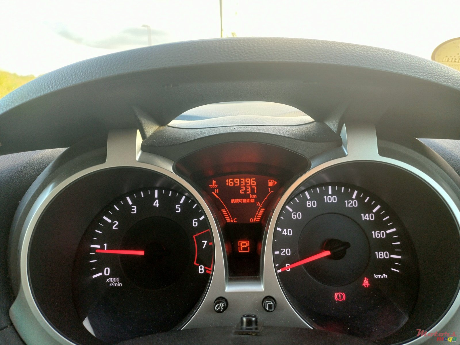2012' Nissan Juke photo #5