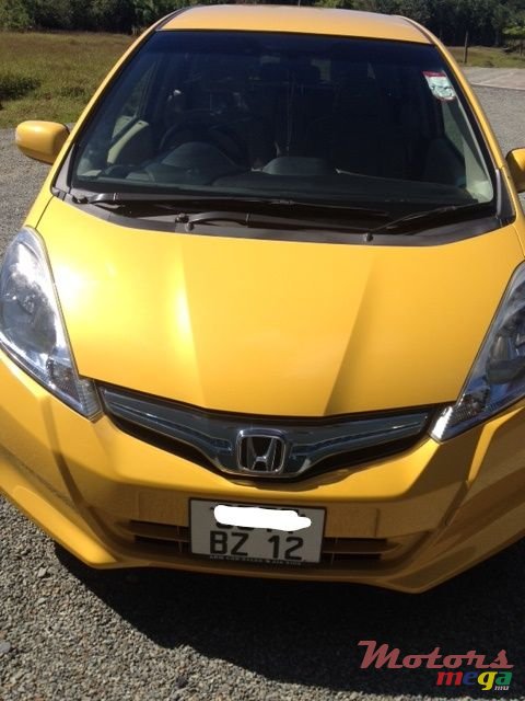 2012' Honda Fit photo #1