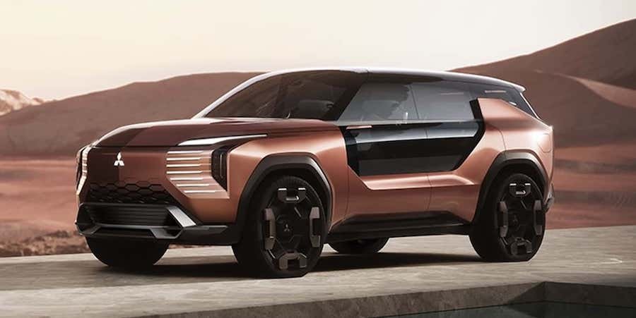 The Mitsubishi Elevance Concept Is a Quad-Motor SUV With a Gas Engine