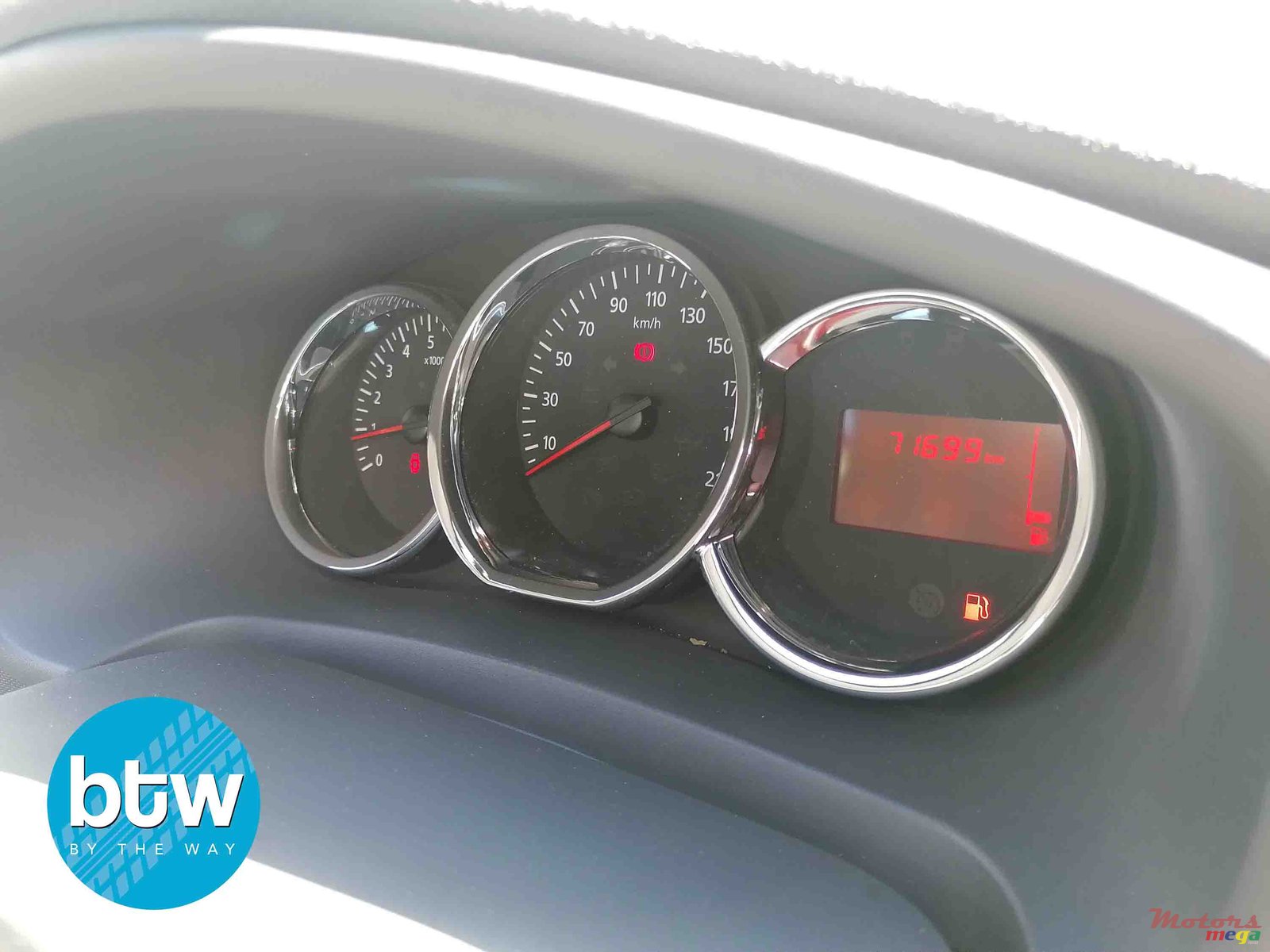 2016' Renault Sandero photo #7