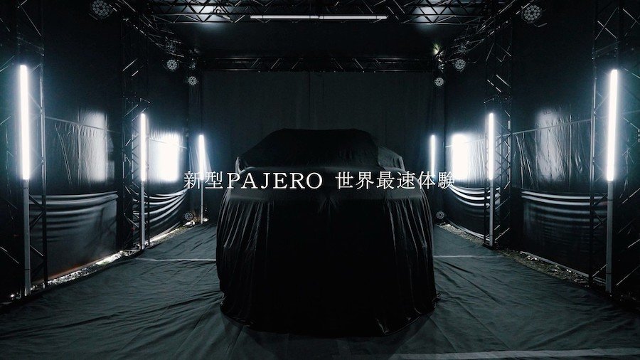Mitsubishi Quietly Reveals The New Pajero’s Interior For The First Time