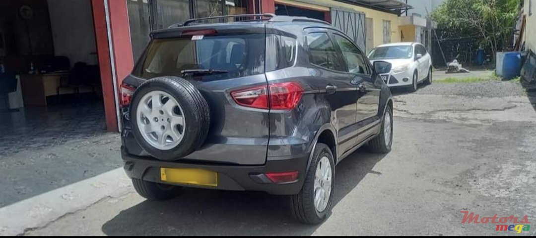 2013' Ford EcoSport photo #3