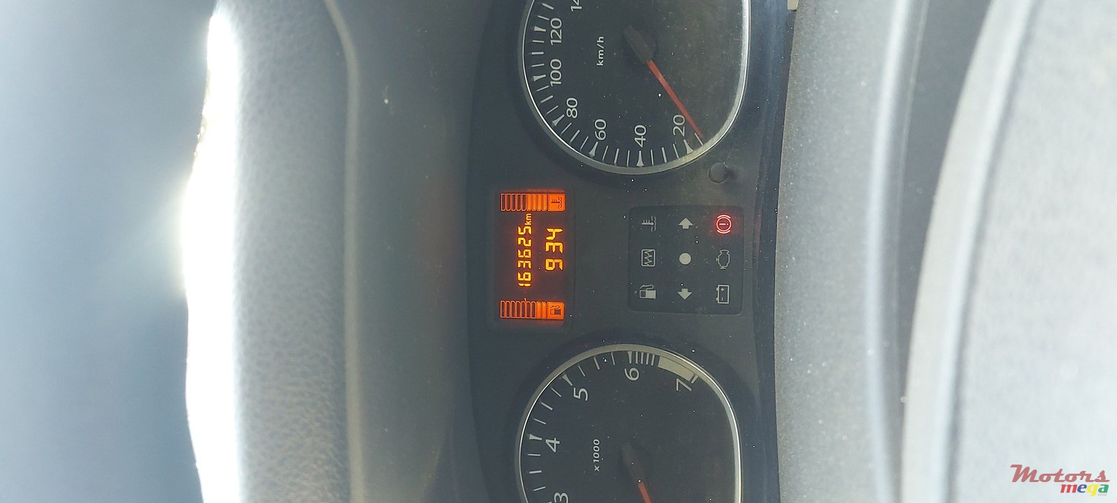 2014' Renault Duster Suv photo #1