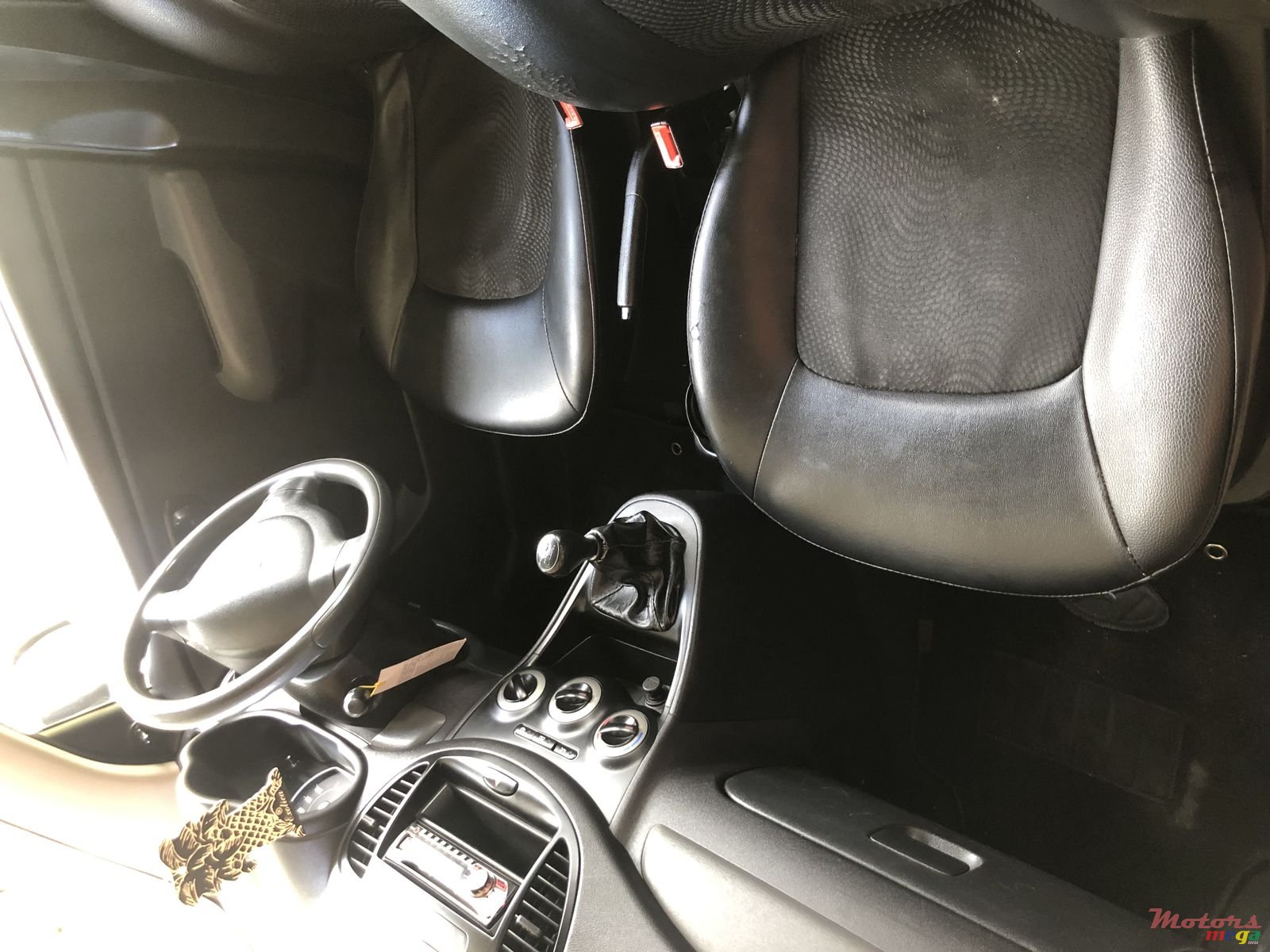 2013' Hyundai i10 photo #3