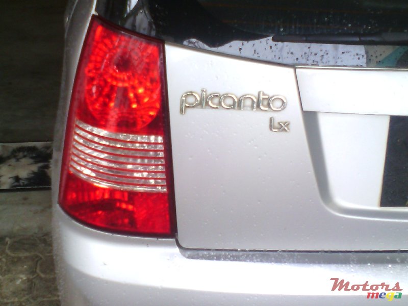 2005' Kia Picanto photo #2
