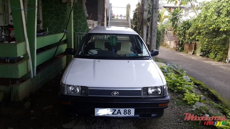 1988' Toyota Corolla photo #6