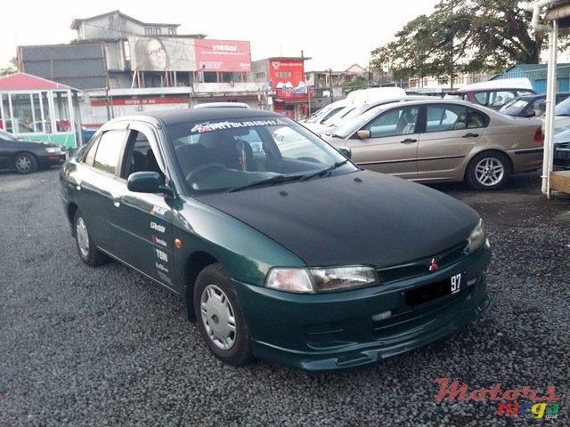 1997' Mitsubishi Lancer photo #1