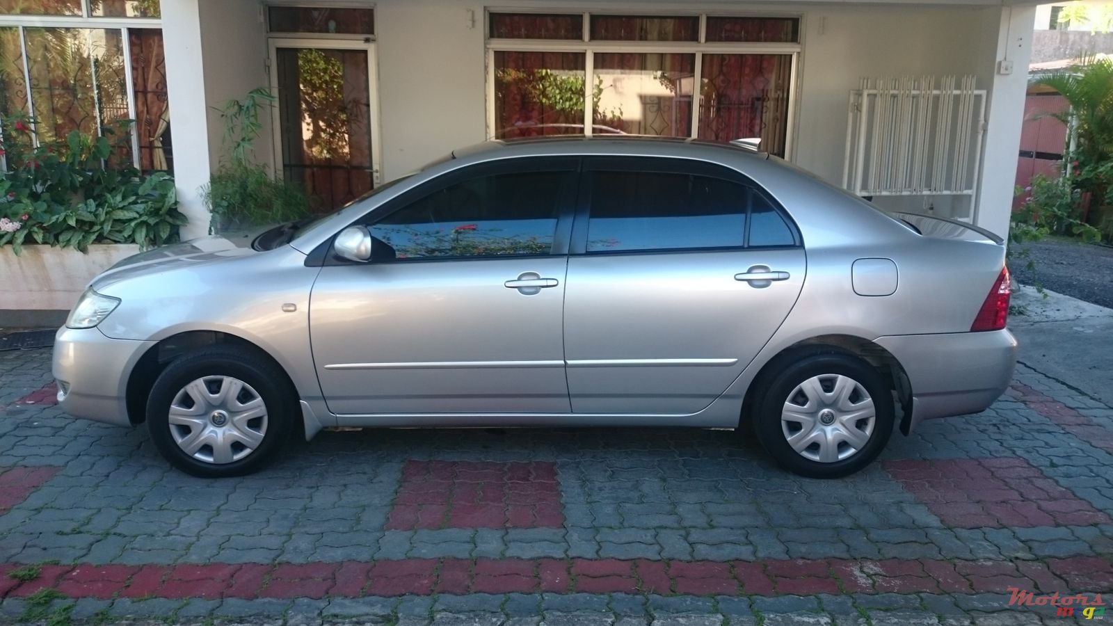 2005' Toyota Corolla NZE Grade X photo #3