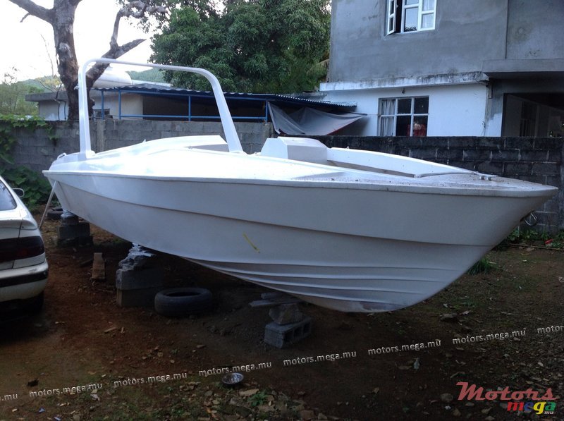 2011' Cruisers Yachts Resicraft  photo #1