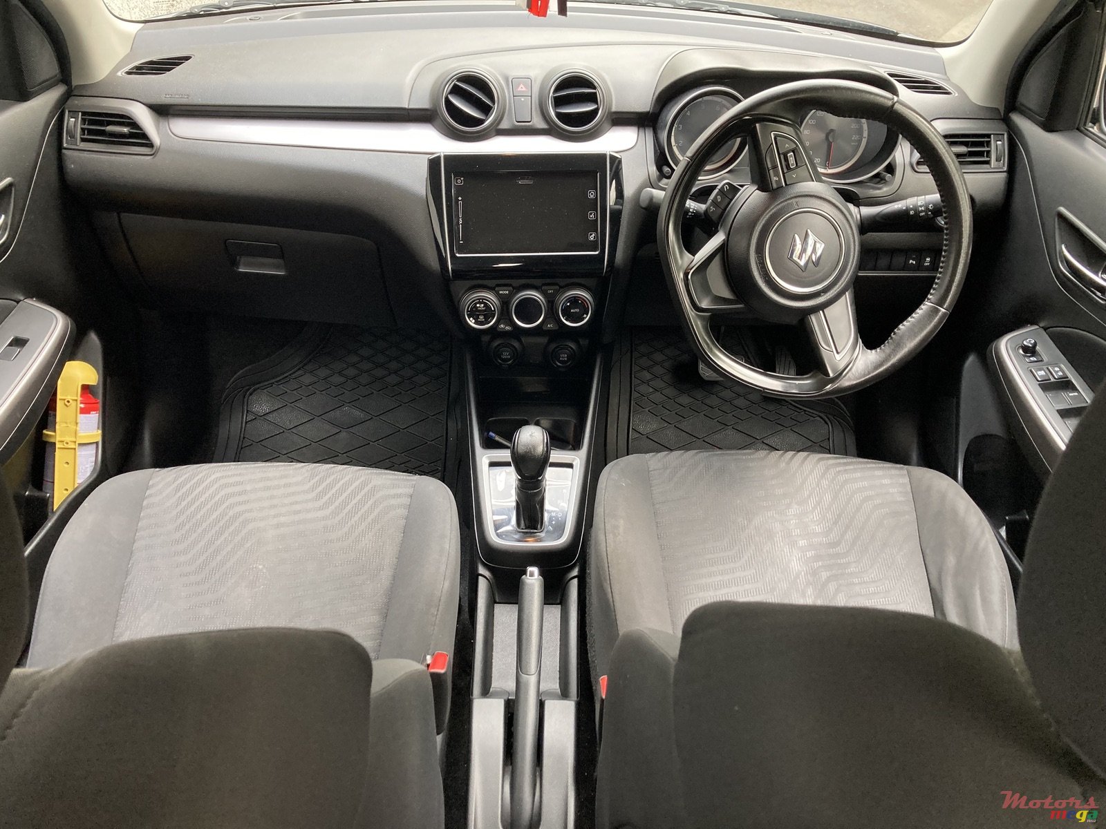 2021' Suzuki Swift photo #3