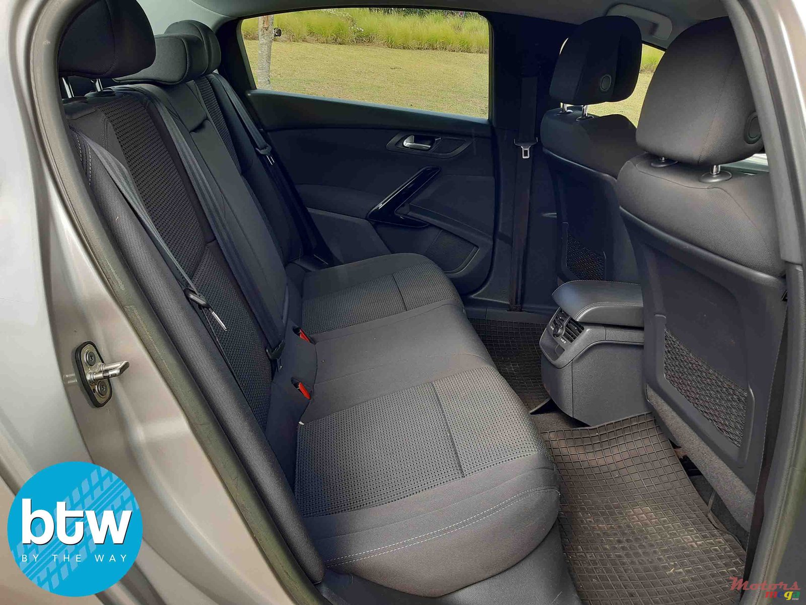 2012' Peugeot 508 photo #3